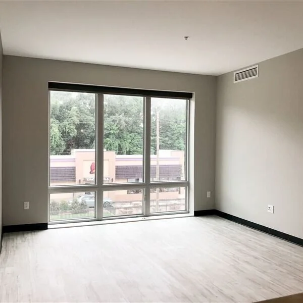 Diamond Place — view 1