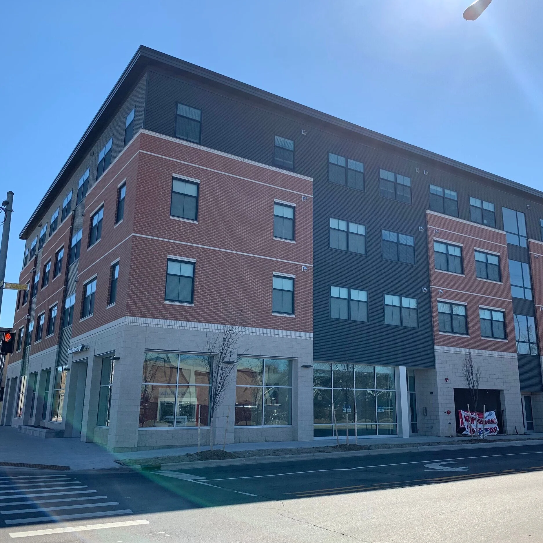 Leo & Alpine — view 2